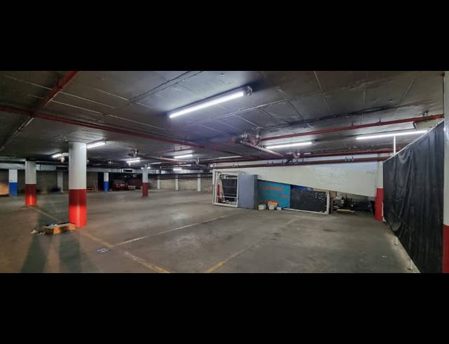 5,100M² WAREHOUSE FOR SALE IN LA ROCHELLE